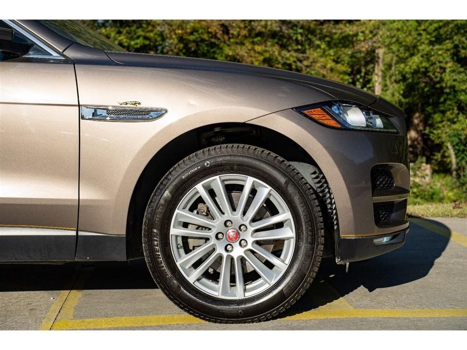 2017 Jaguar F-Pace