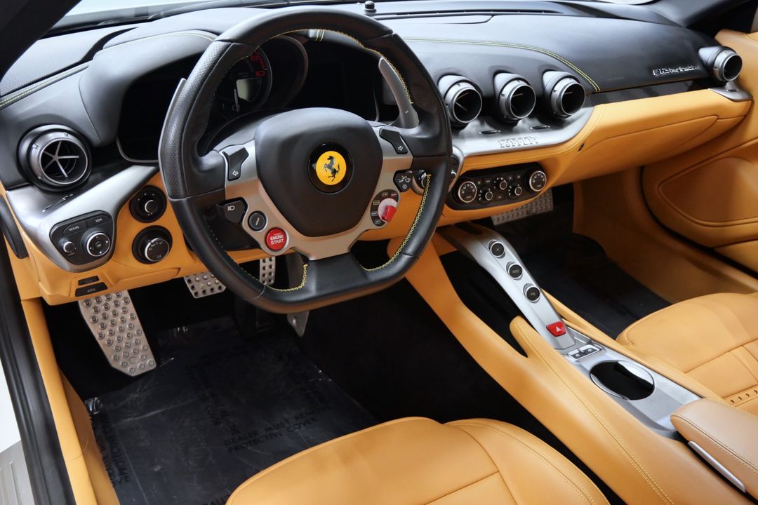 2015 Ferrari F12berlinetta