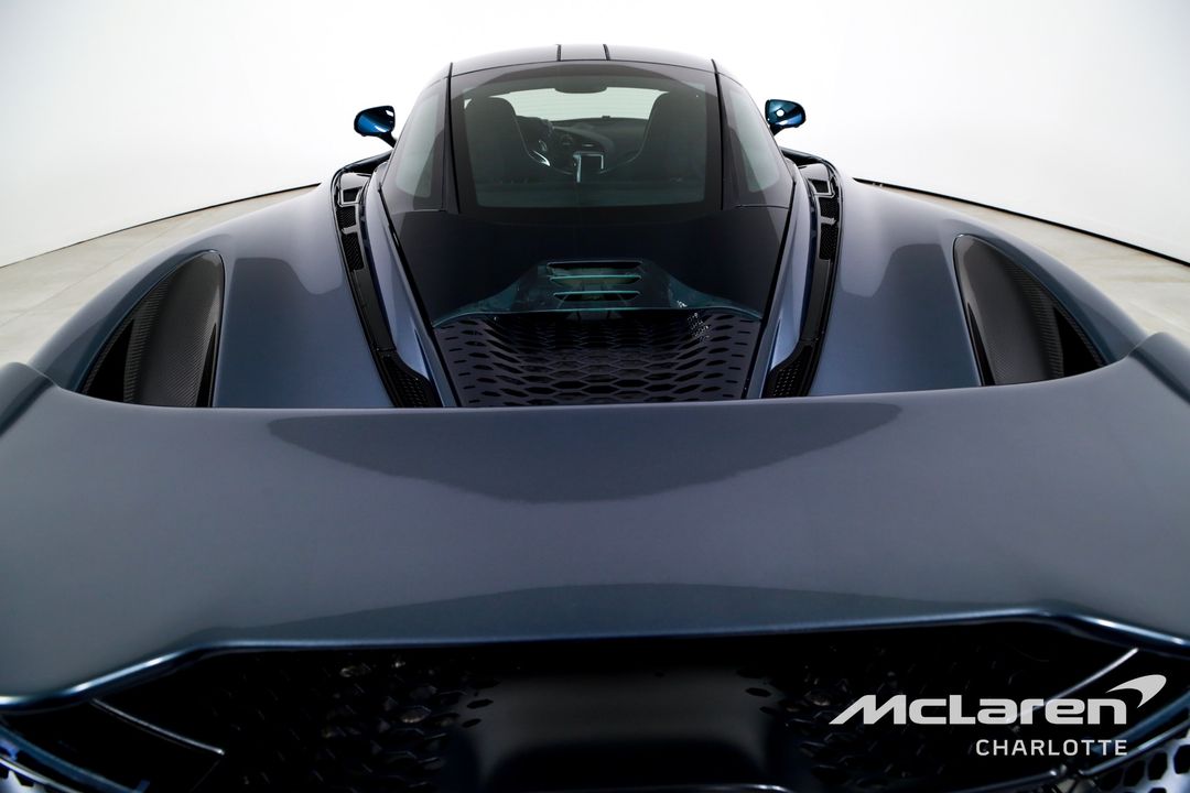 2024 McLaren 750S