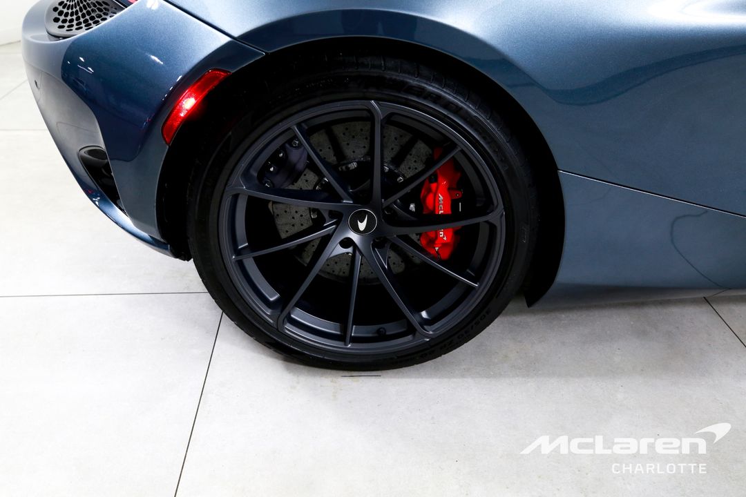 2024 McLaren 750S