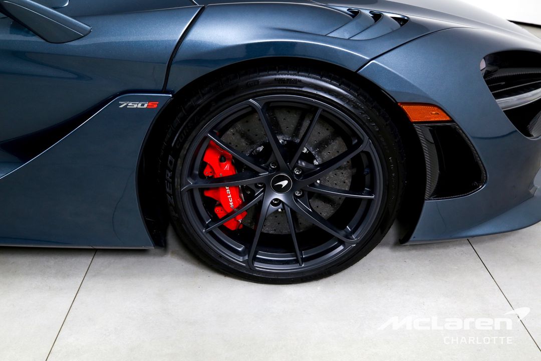 2024 McLaren 750S