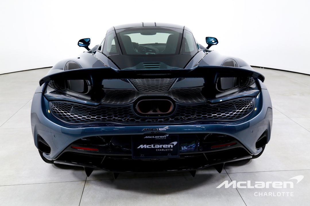 2024 McLaren 750S