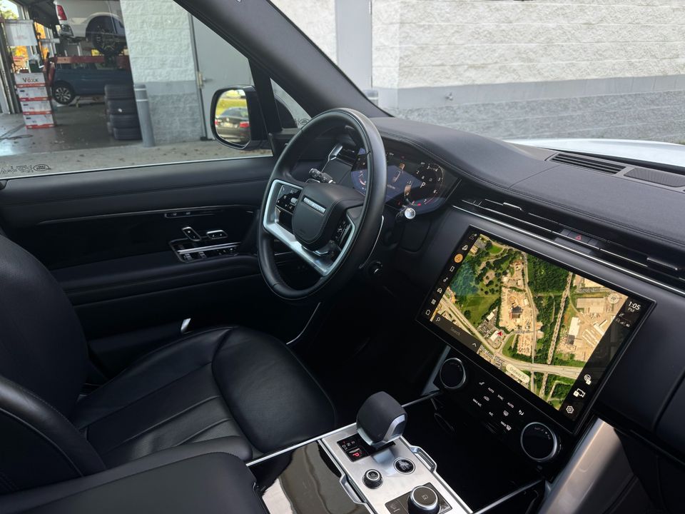 2023 Land Rover Range Rover