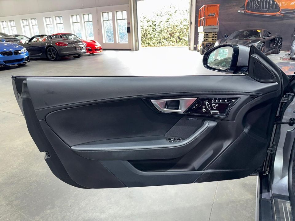 2014 Jaguar F-TYPE