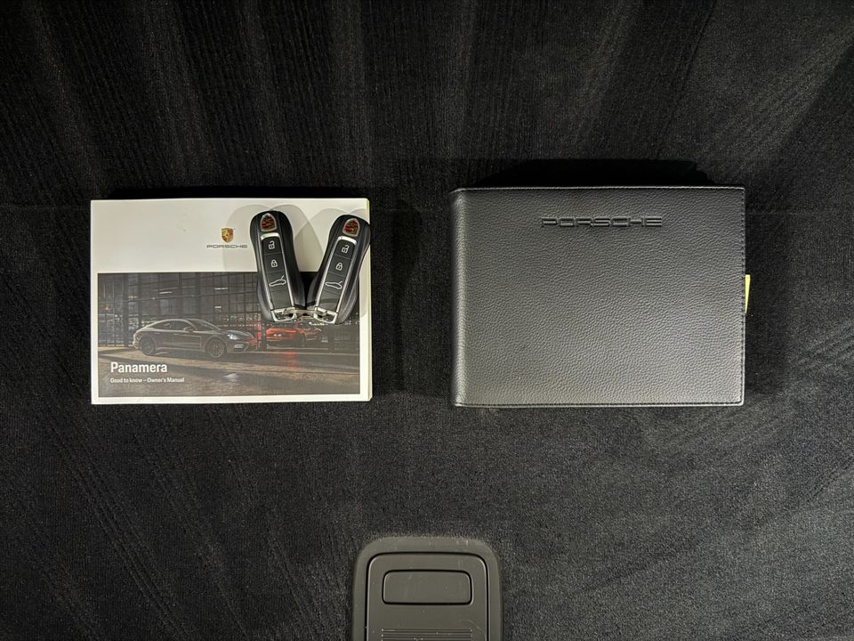 2022 Porsche Panamera