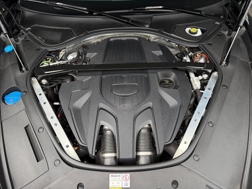 2022 Porsche Panamera