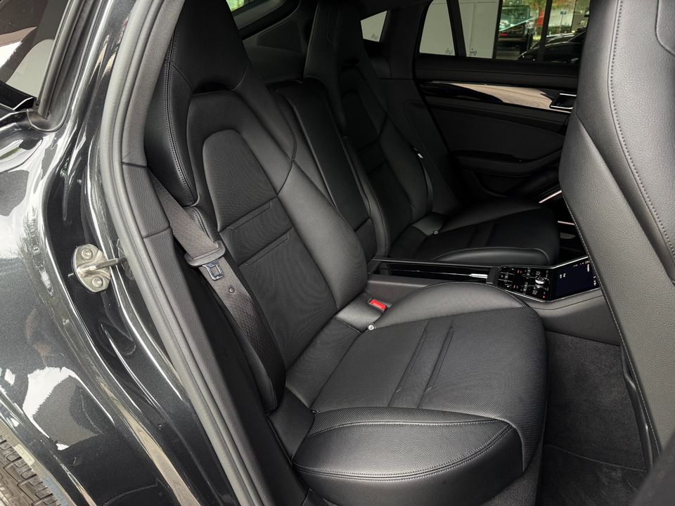 2022 Porsche Panamera