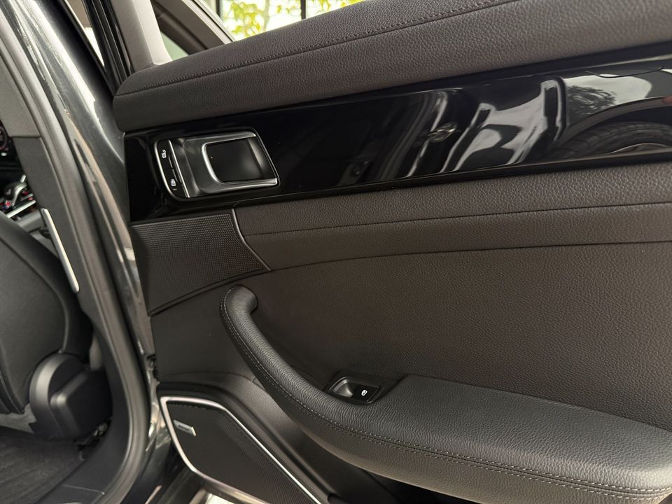 2022 Porsche Panamera