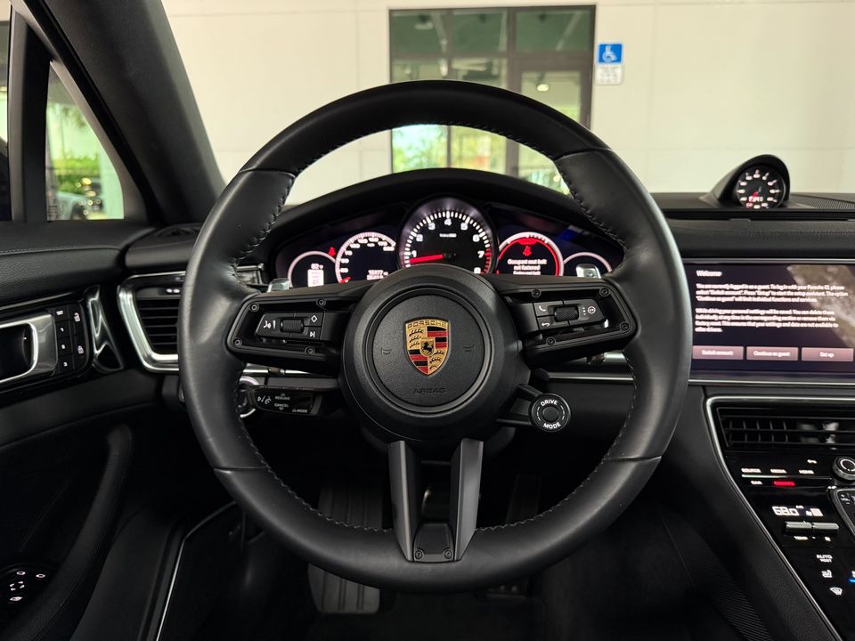 2022 Porsche Panamera