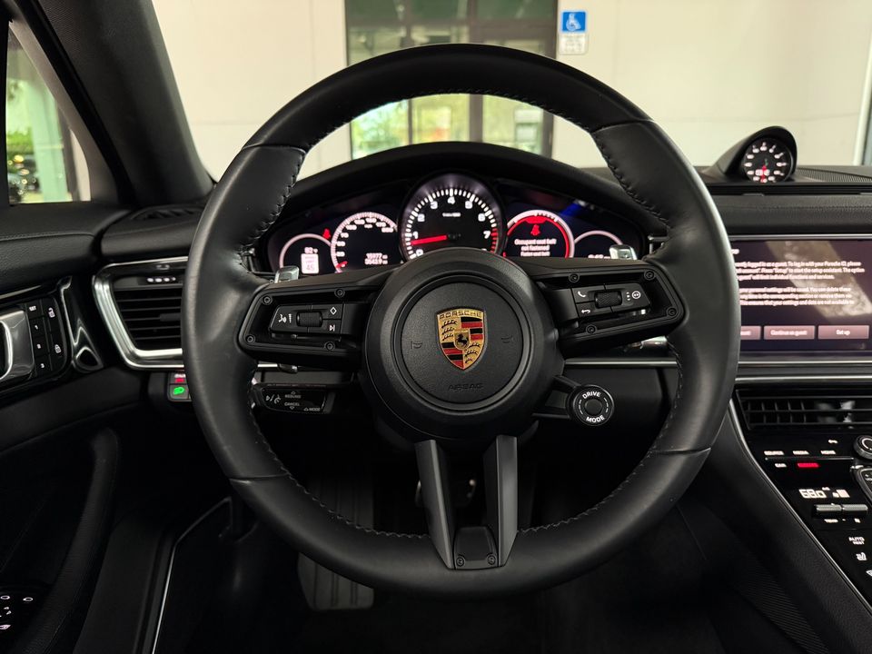 2022 Porsche Panamera