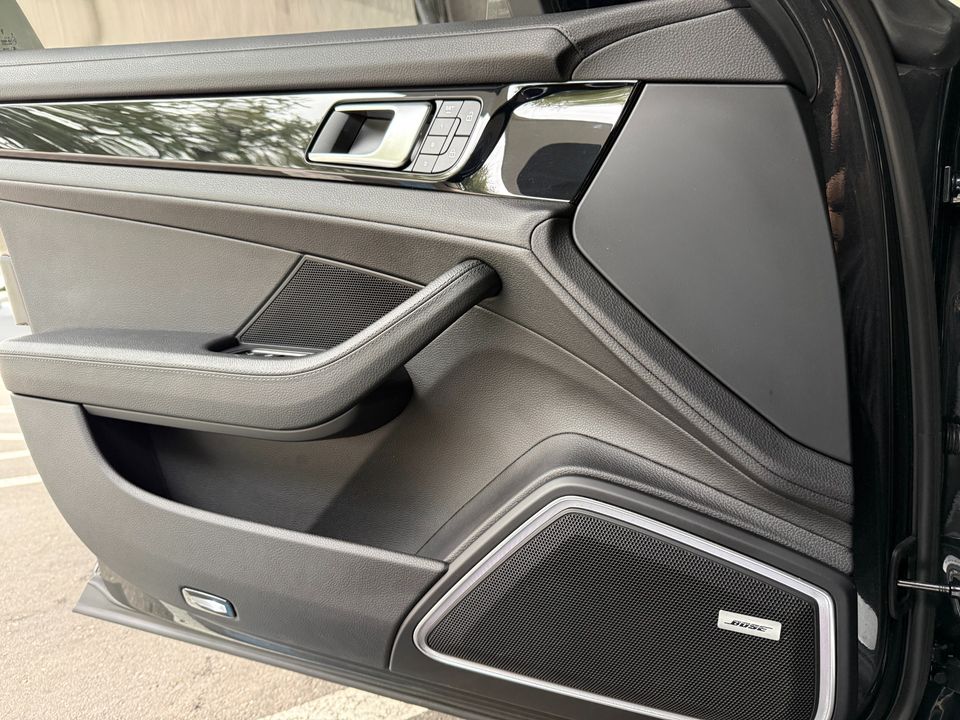 2022 Porsche Panamera