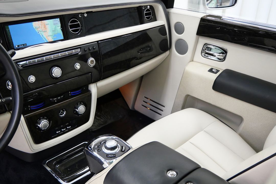 2014 Rolls-Royce Phantom
