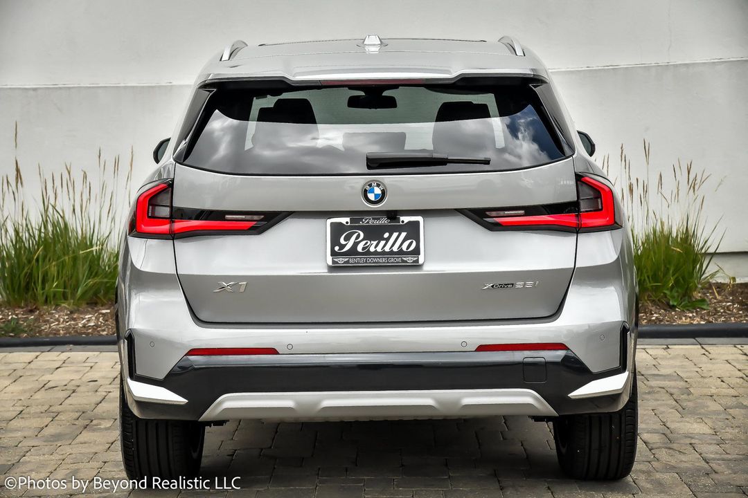 2024 BMW X1