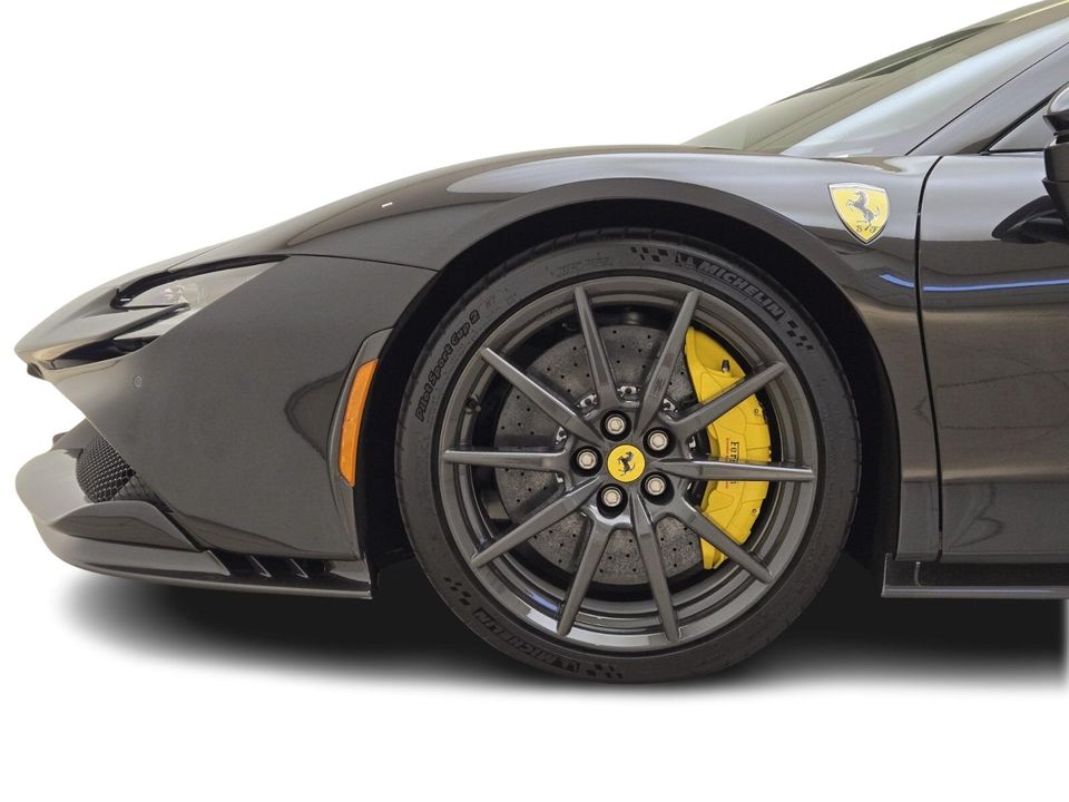 2023 Ferrari SF90 Spider