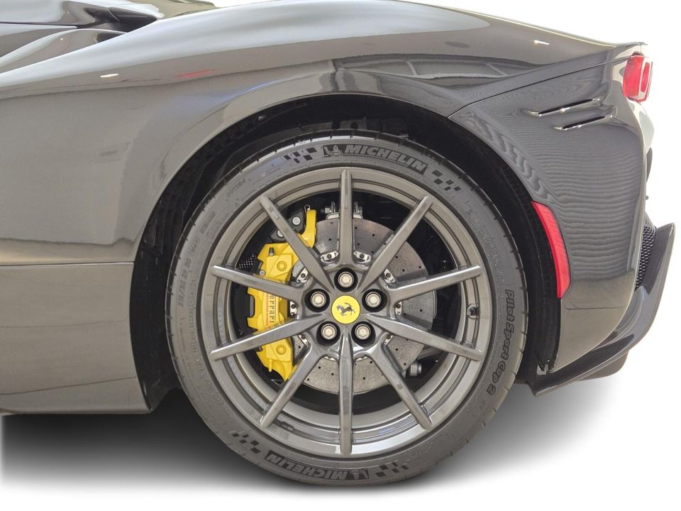 2023 Ferrari SF90 Spider