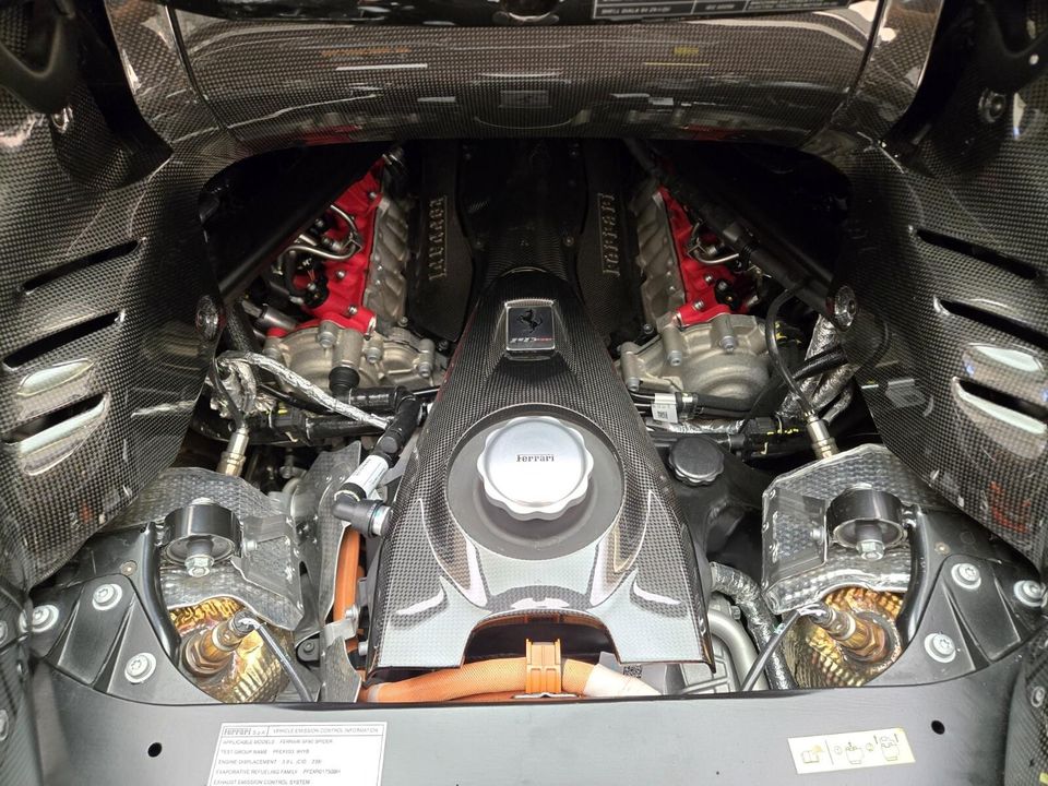 2023 Ferrari SF90 Spider