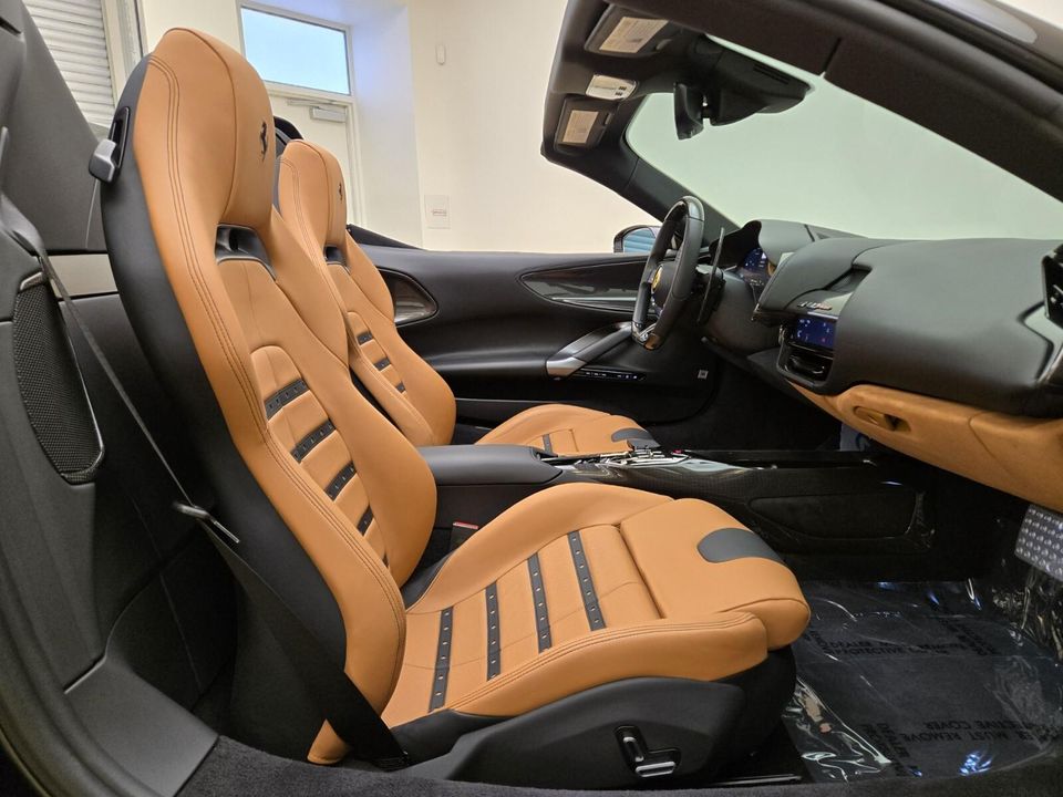 2023 Ferrari SF90 Spider