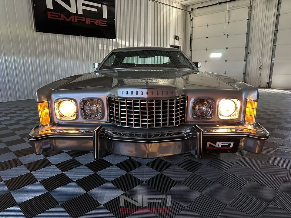 1975 Ford Thunderbird