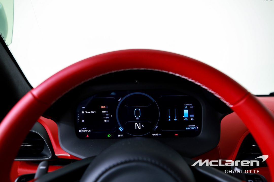 2025 McLaren Artura