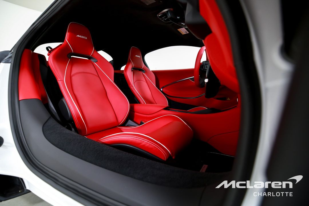 2025 McLaren Artura