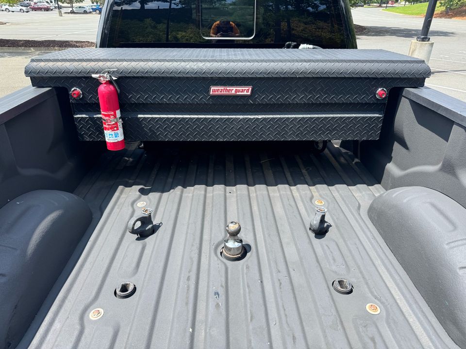 2017 Ford Super Duty F-350 DRW Platinum 4WD