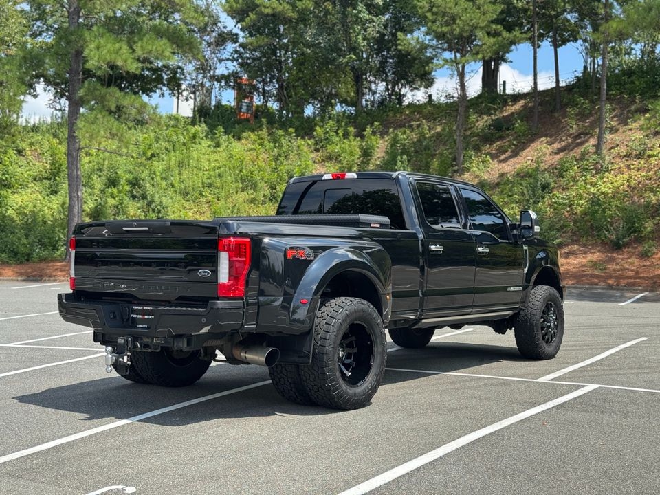 2017 Ford Super Duty F-350 DRW Platinum 4WD