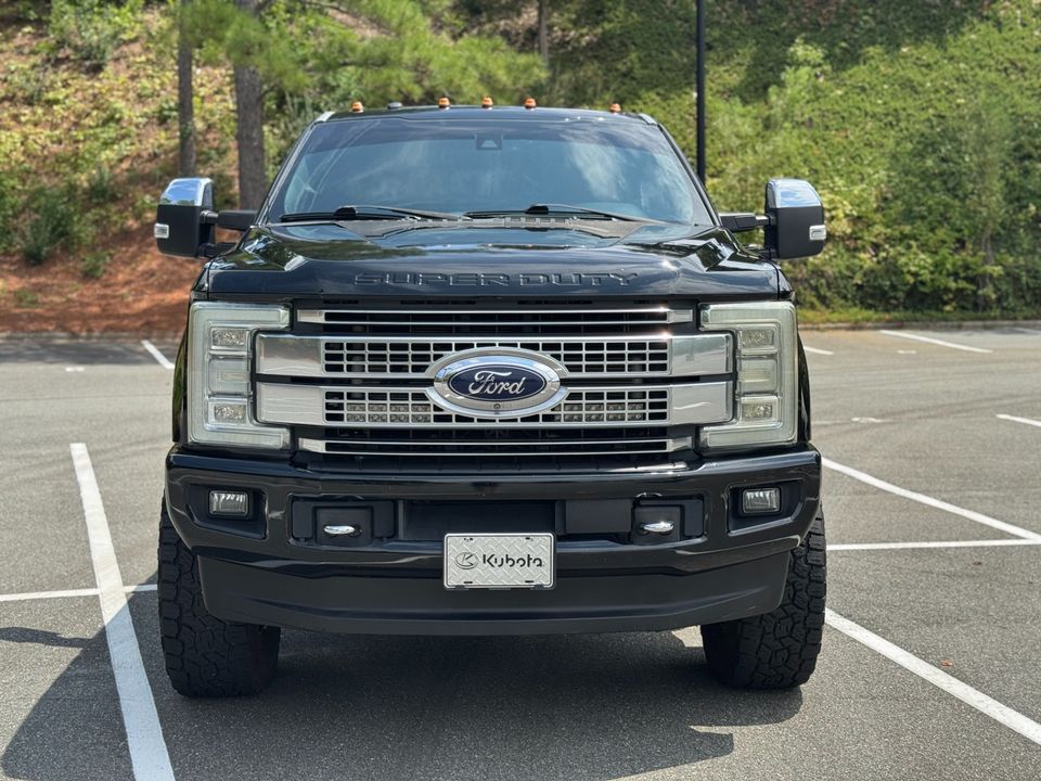 2017 Ford Super Duty F-350 DRW Platinum 4WD