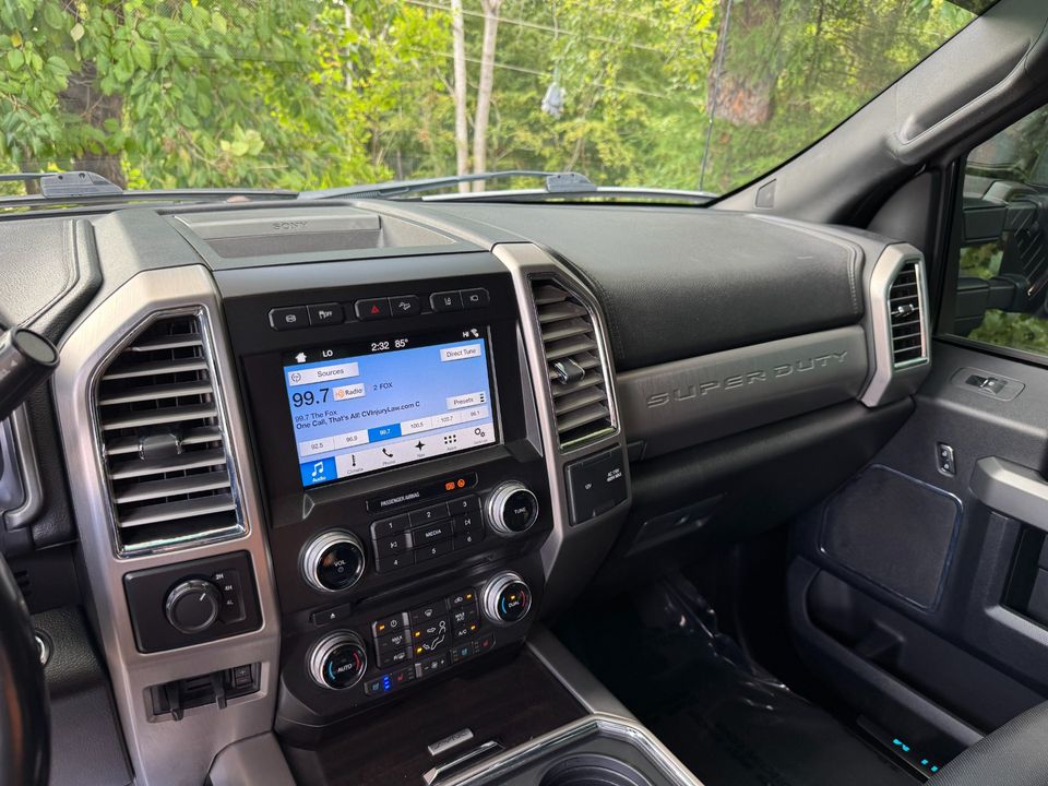 2017 Ford Super Duty F-350 DRW Platinum 4WD