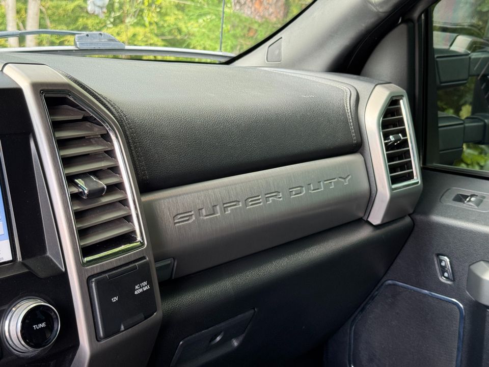 2017 Ford Super Duty F-350 DRW Platinum 4WD
