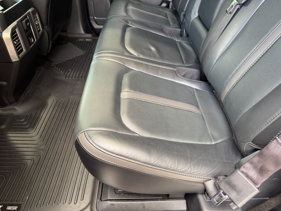 2017 Ford Super Duty F-350 DRW Platinum 4WD