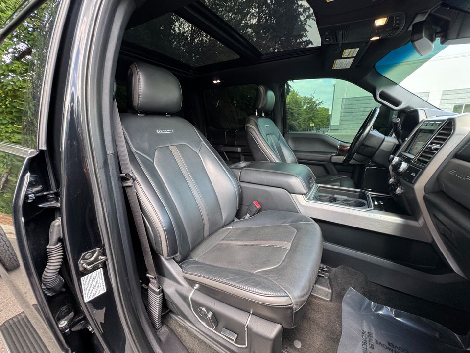 2017 Ford Super Duty F-350 DRW Platinum 4WD