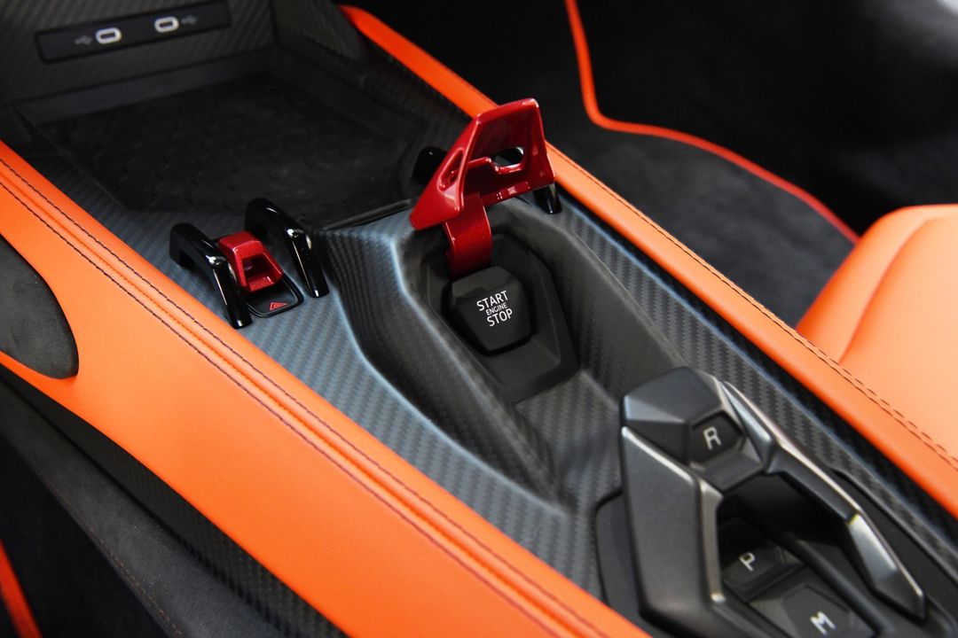 2025 Lamborghini Revuelto