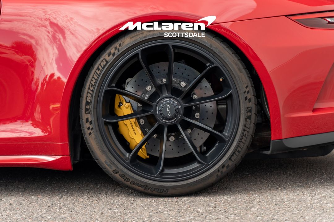 2018 PORSCHE 911