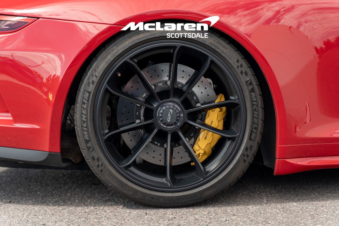 2018 PORSCHE 911