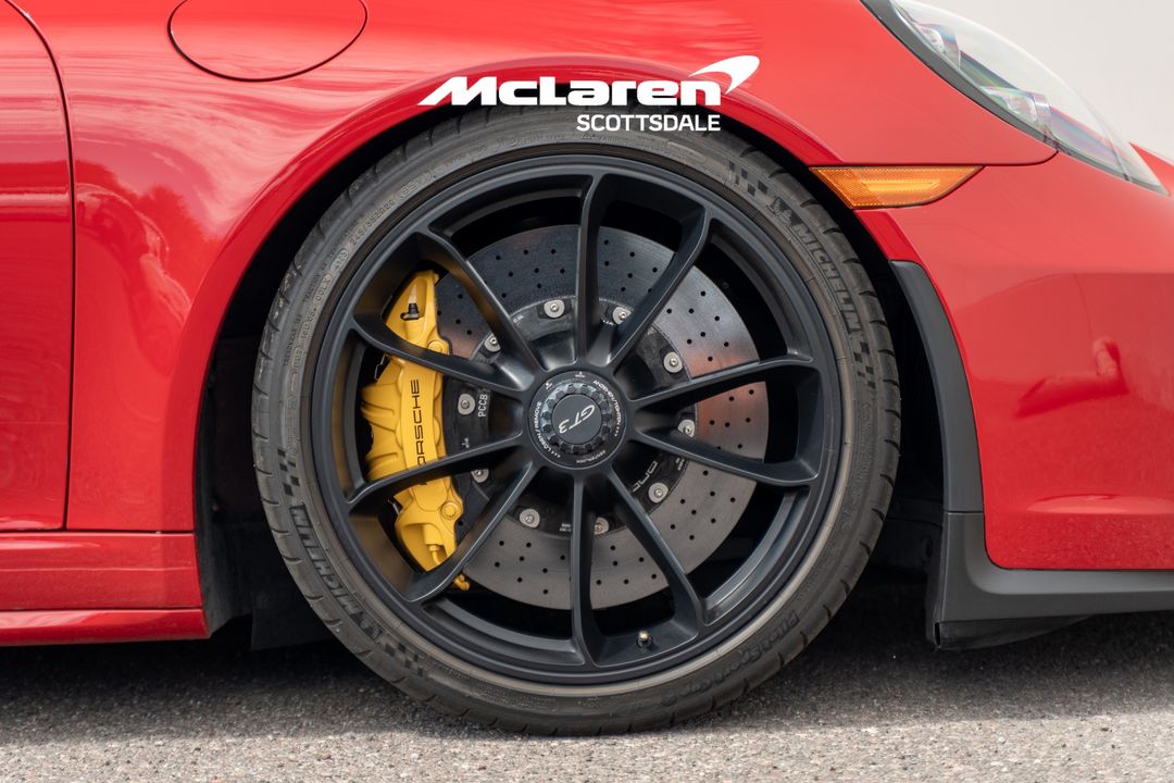2018 PORSCHE 911
