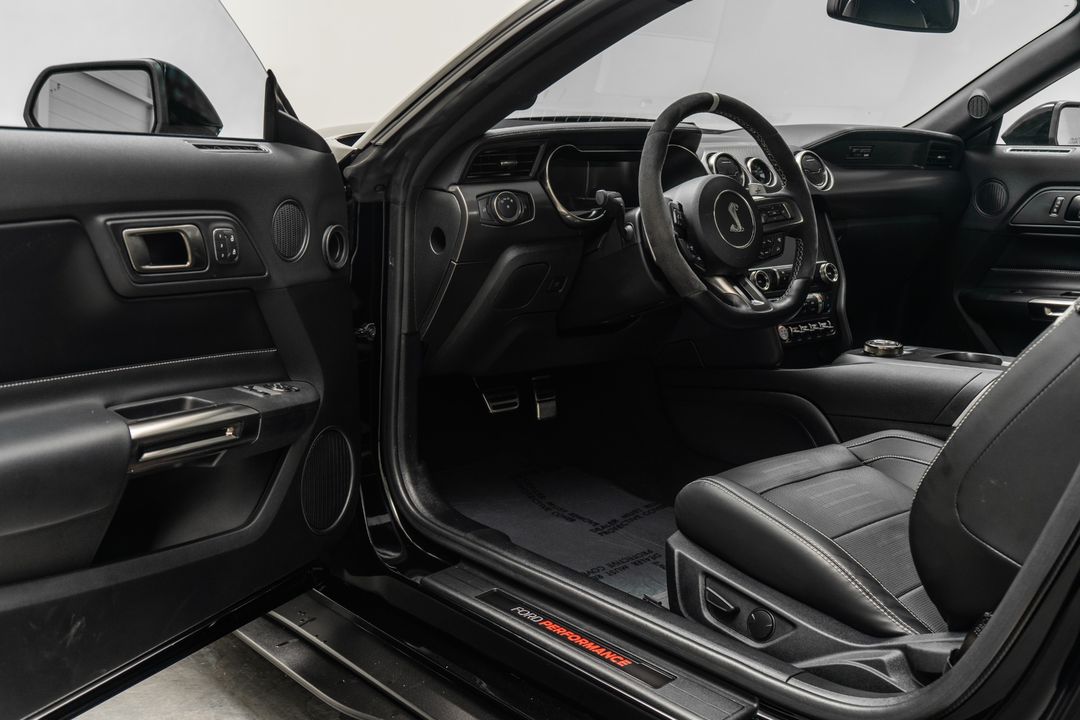 2022 Ford Mustang