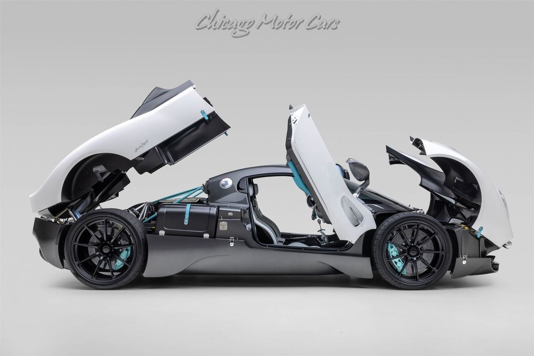 2024 Pagani Utopia