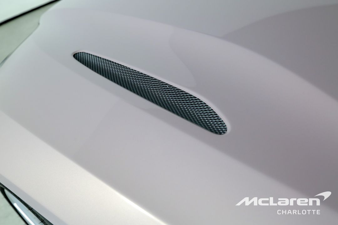 2020 Aston Martin DB11