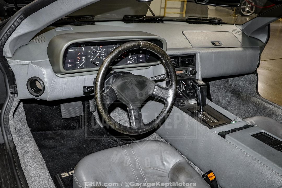 1981 DeLorean DMC-12