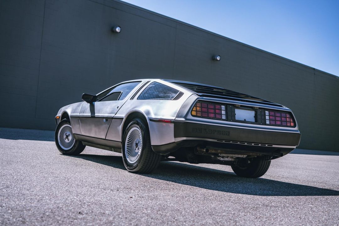 1981 DeLorean DMC-12