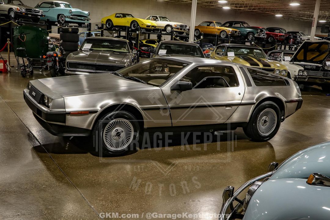 1981 DeLorean DMC-12