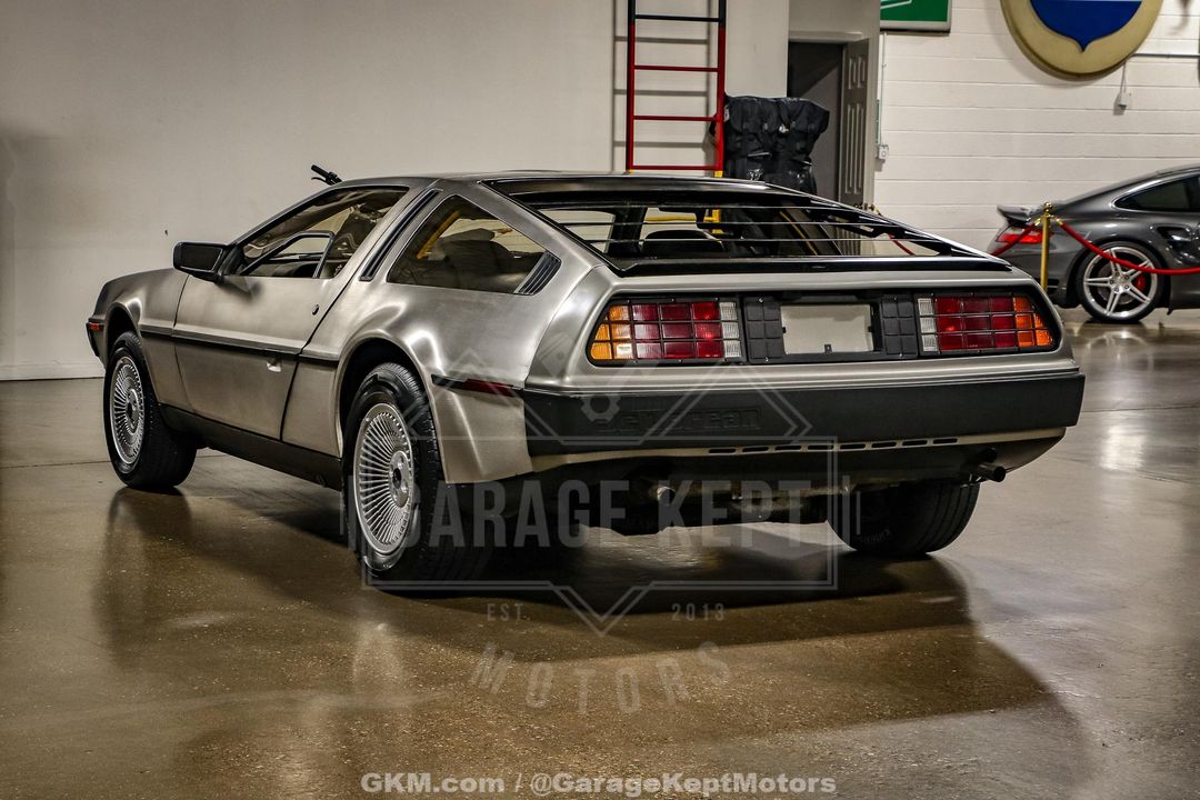 1981 DeLorean DMC-12