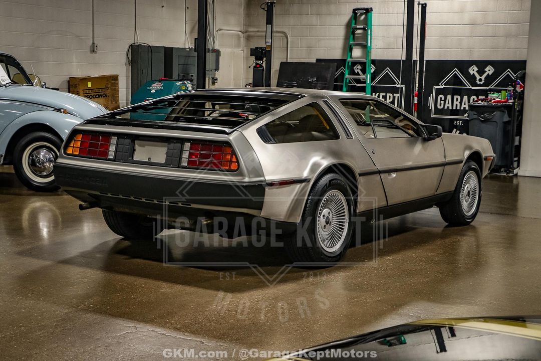 1981 DeLorean DMC-12