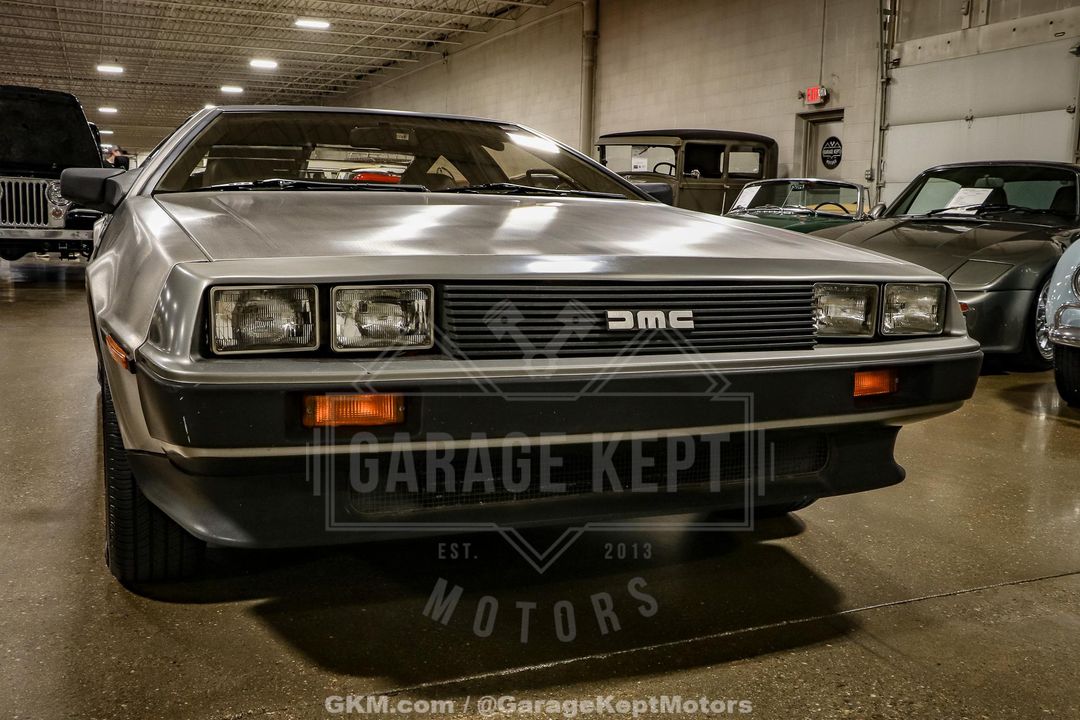 1981 DeLorean DMC-12