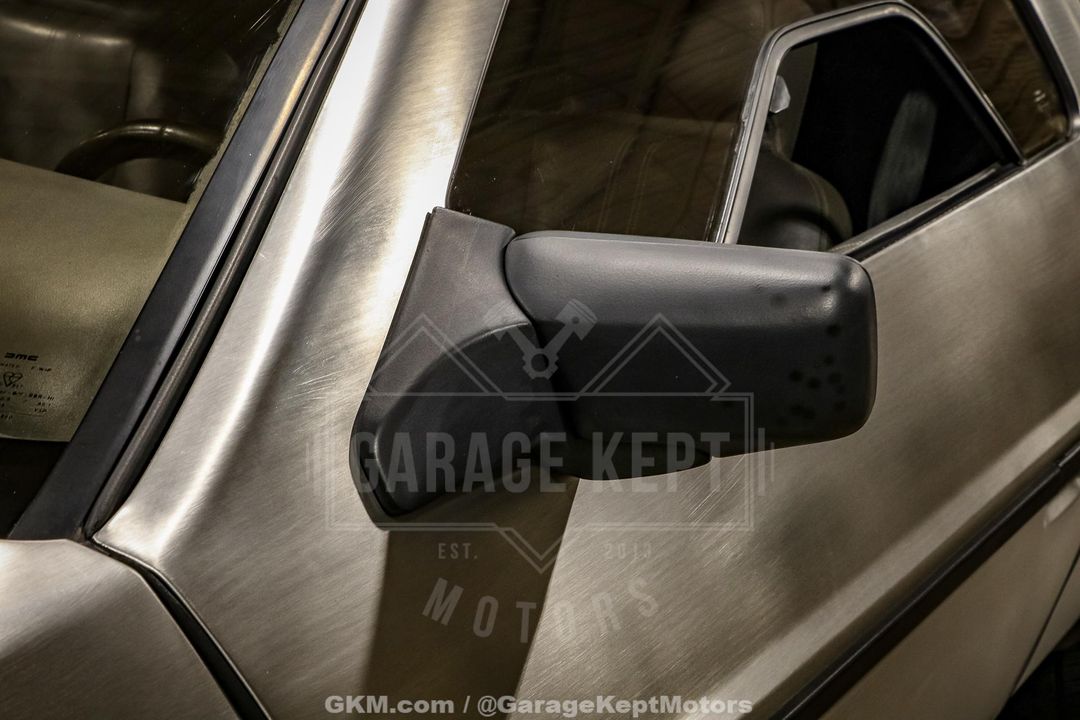 1981 DeLorean DMC-12