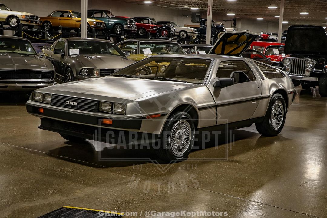 1981 DeLorean DMC-12