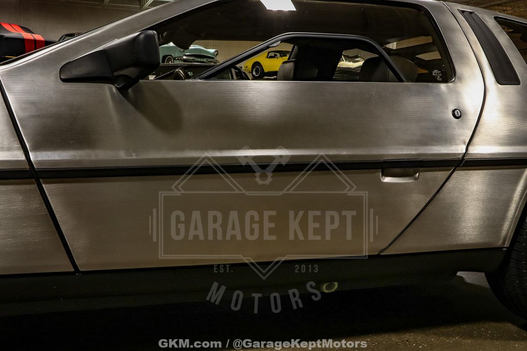 1981 DeLorean DMC-12