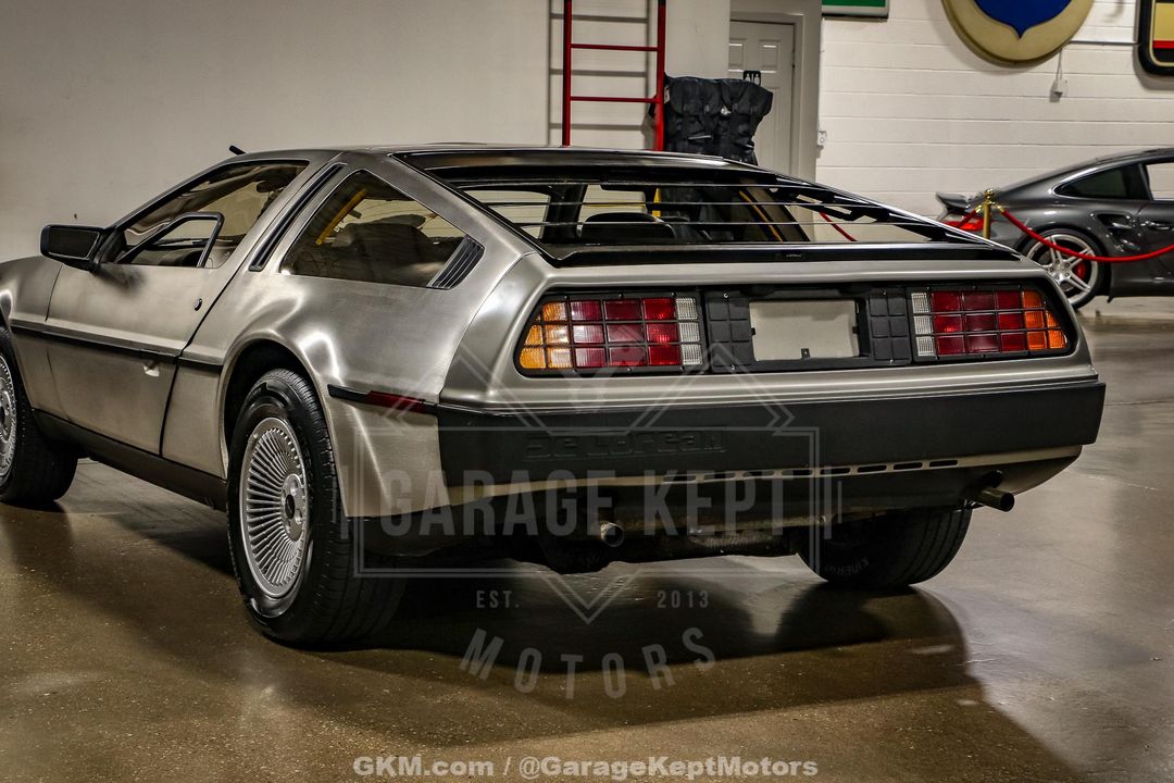 1981 DeLorean DMC-12