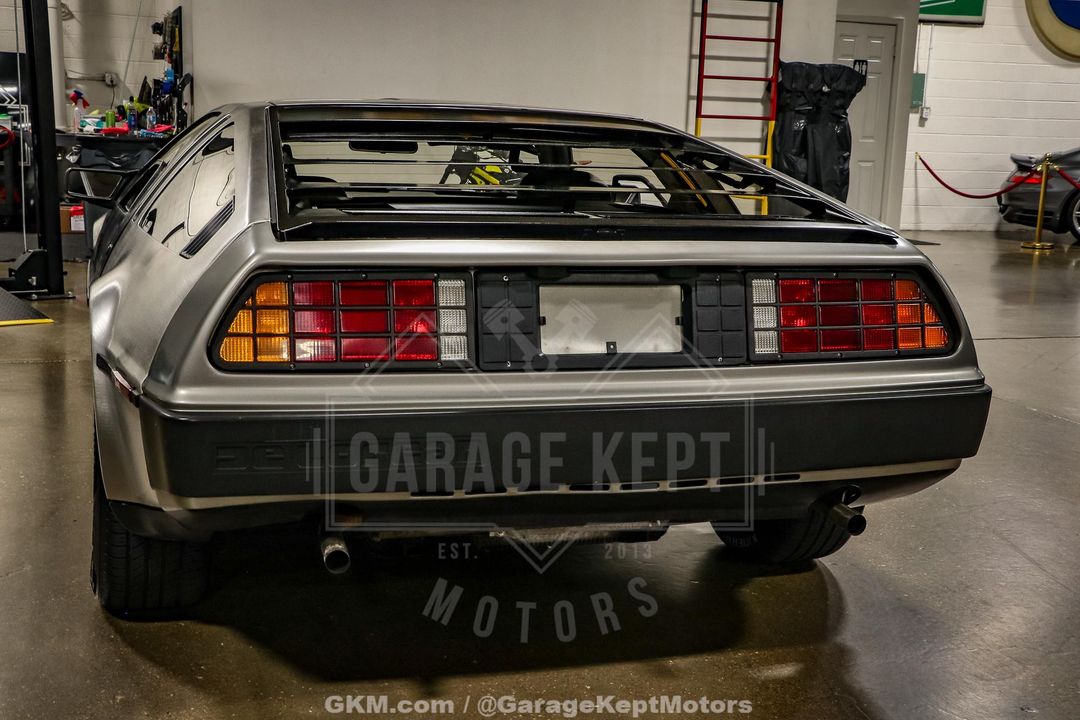1981 DeLorean DMC-12