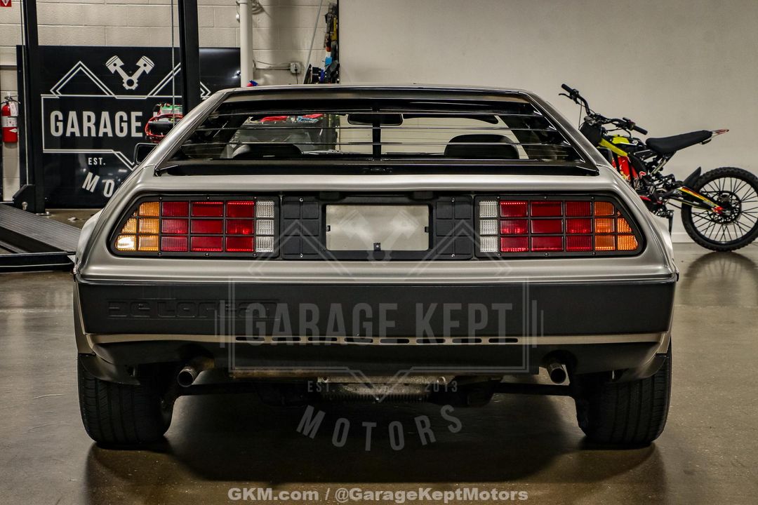 1981 DeLorean DMC-12